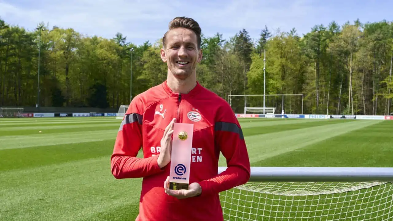 FIFA 23 SBC DE JONG POTM EREDIVISIE APRIL