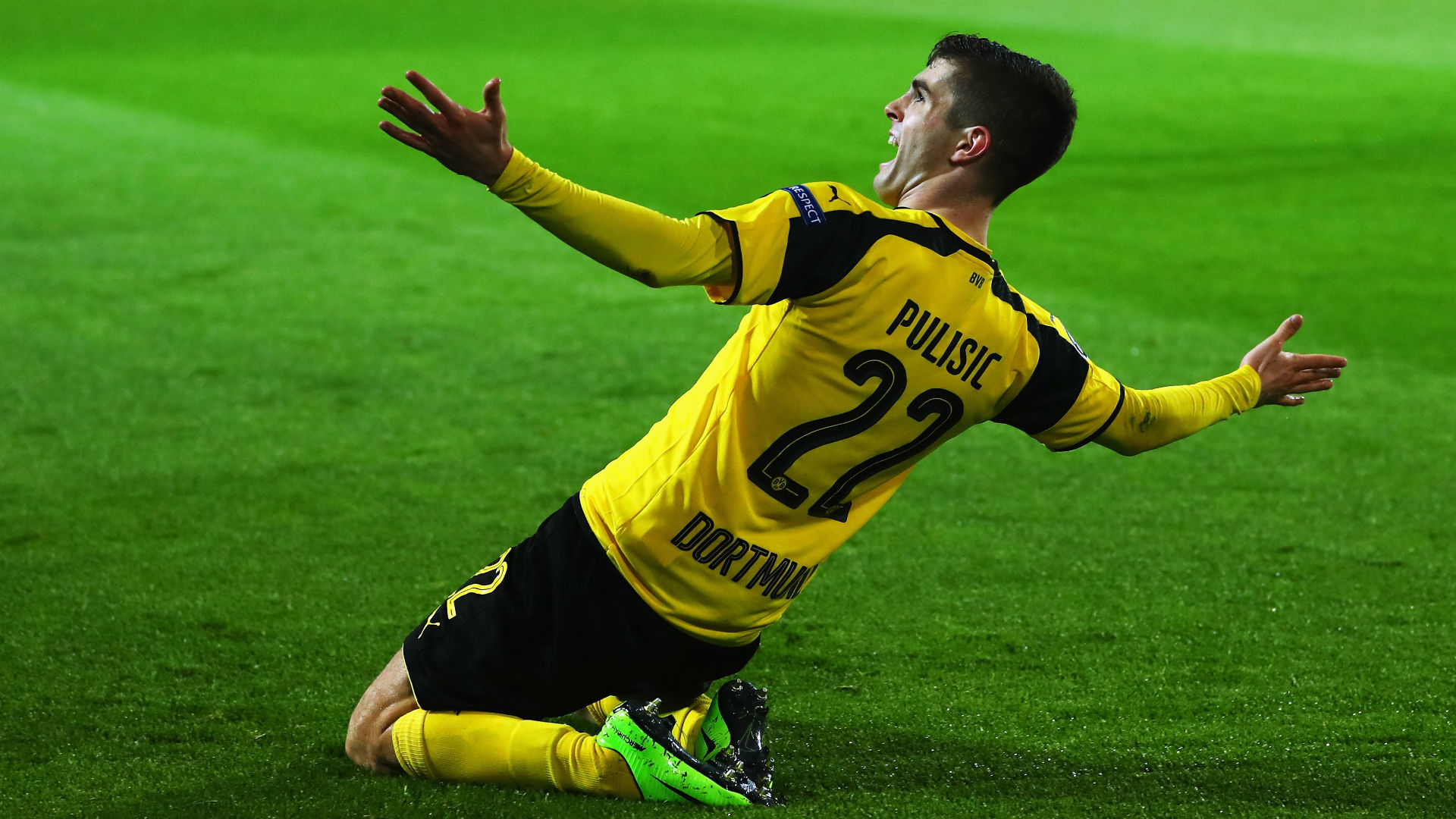 christian pulisic borussia dortmund
