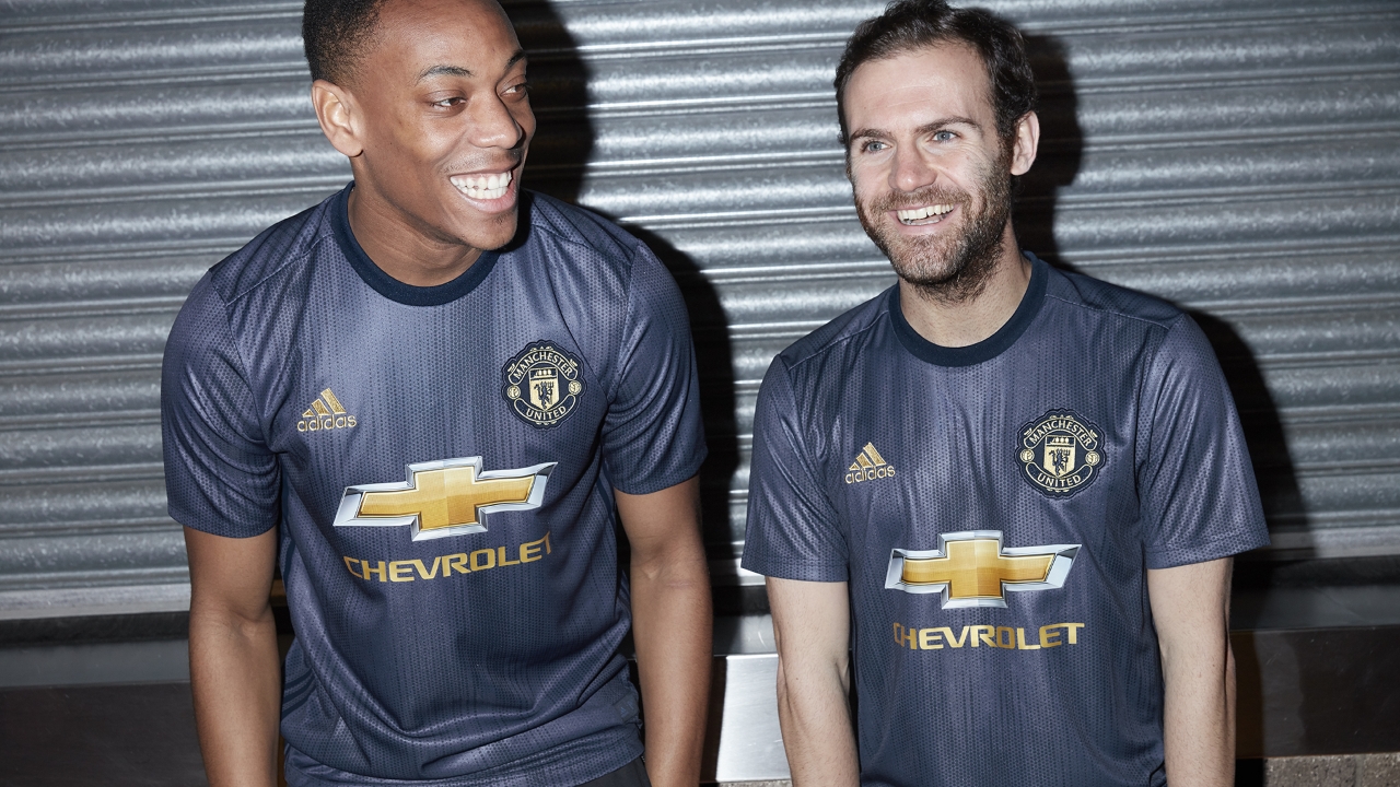 manchester uniter kit fifa 19