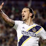 zlatan ibrahimovic totw 40 fut 18