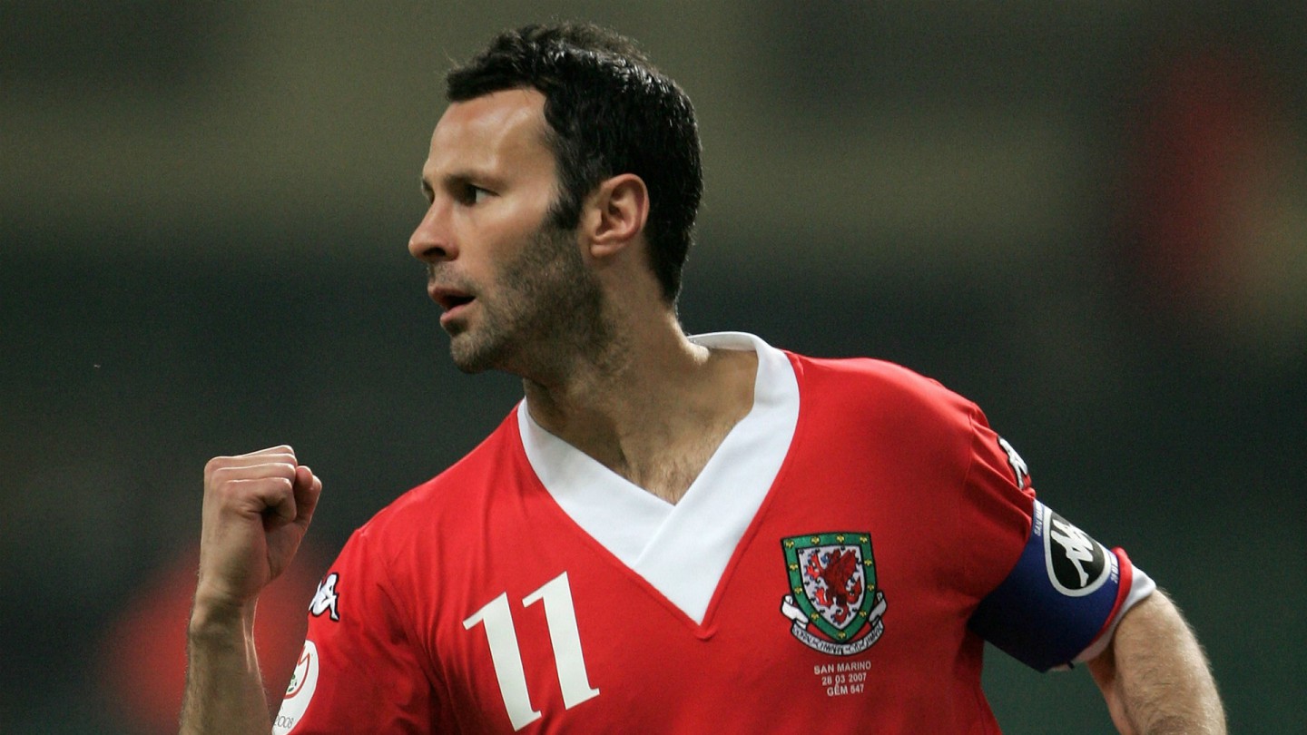 ryan giggs icons fut 19