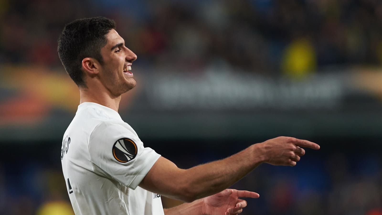 Goncalo Guedes sbc fut 19