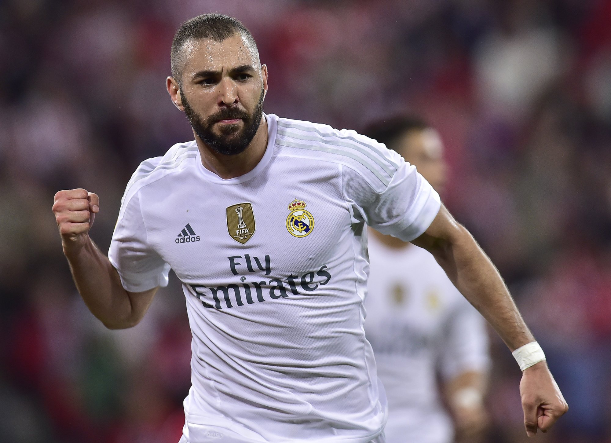 FIFA 19: Annunciata la SBC UCL Moments - Karim Benzema ...