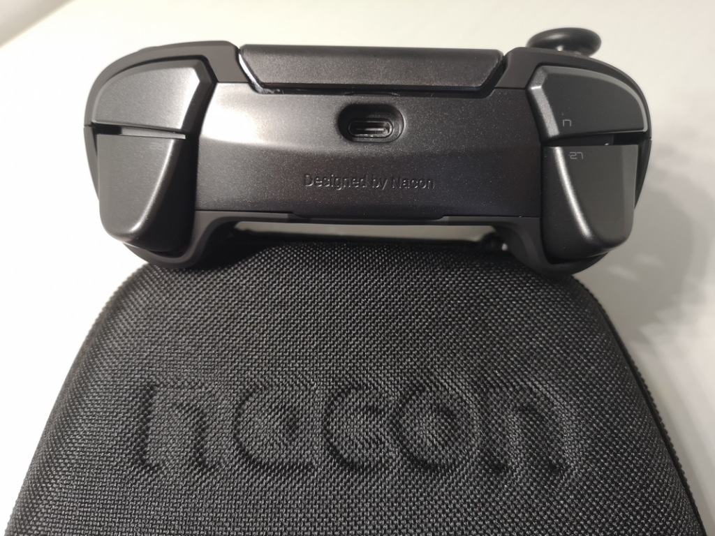 nacon revolution unlimited 43