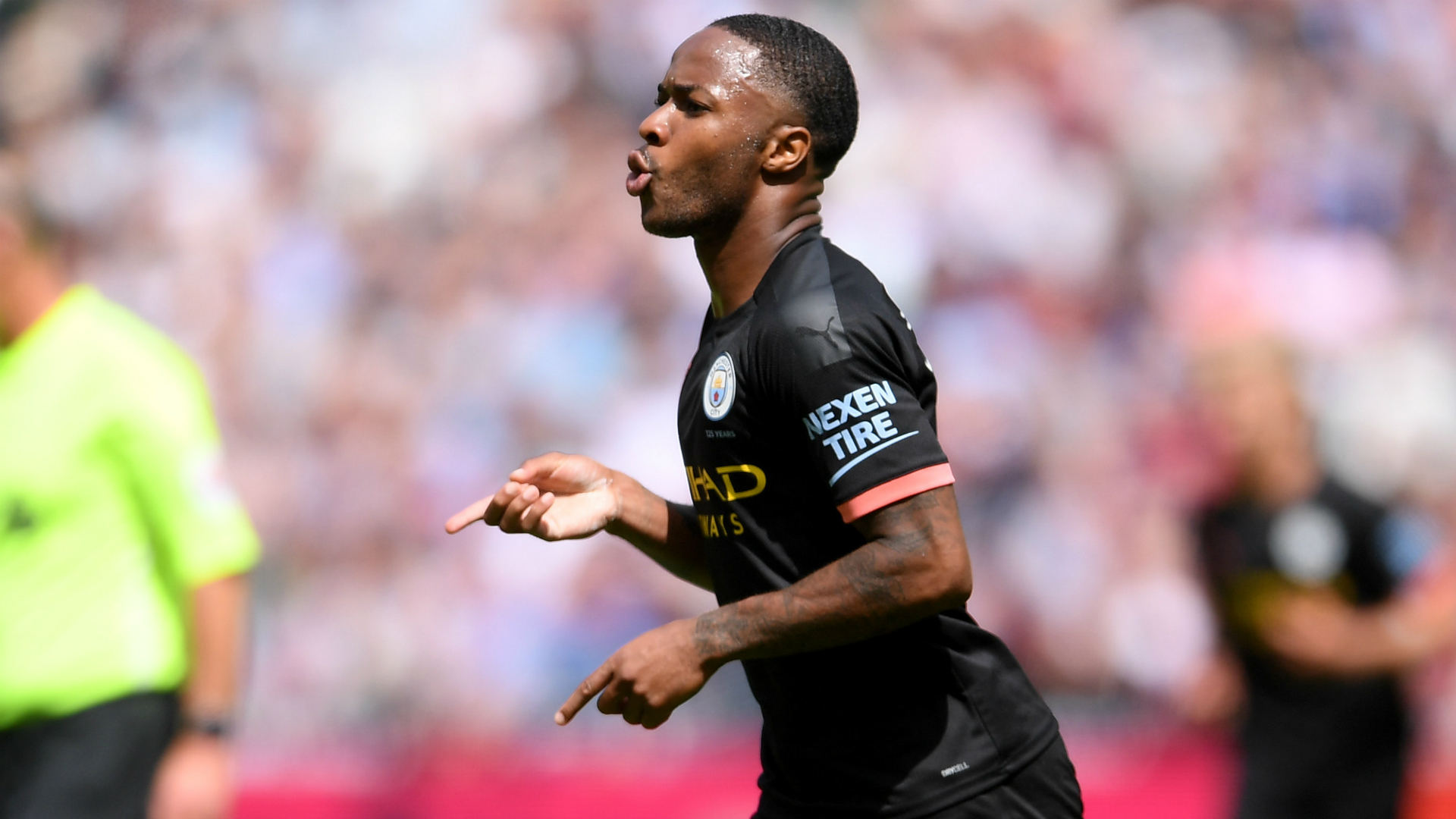 sterling totw 42 fut 19