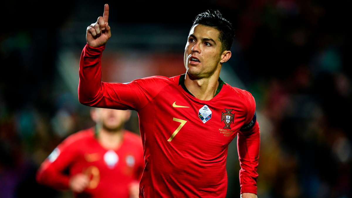 cristiano ronaldo portugal fifa 20