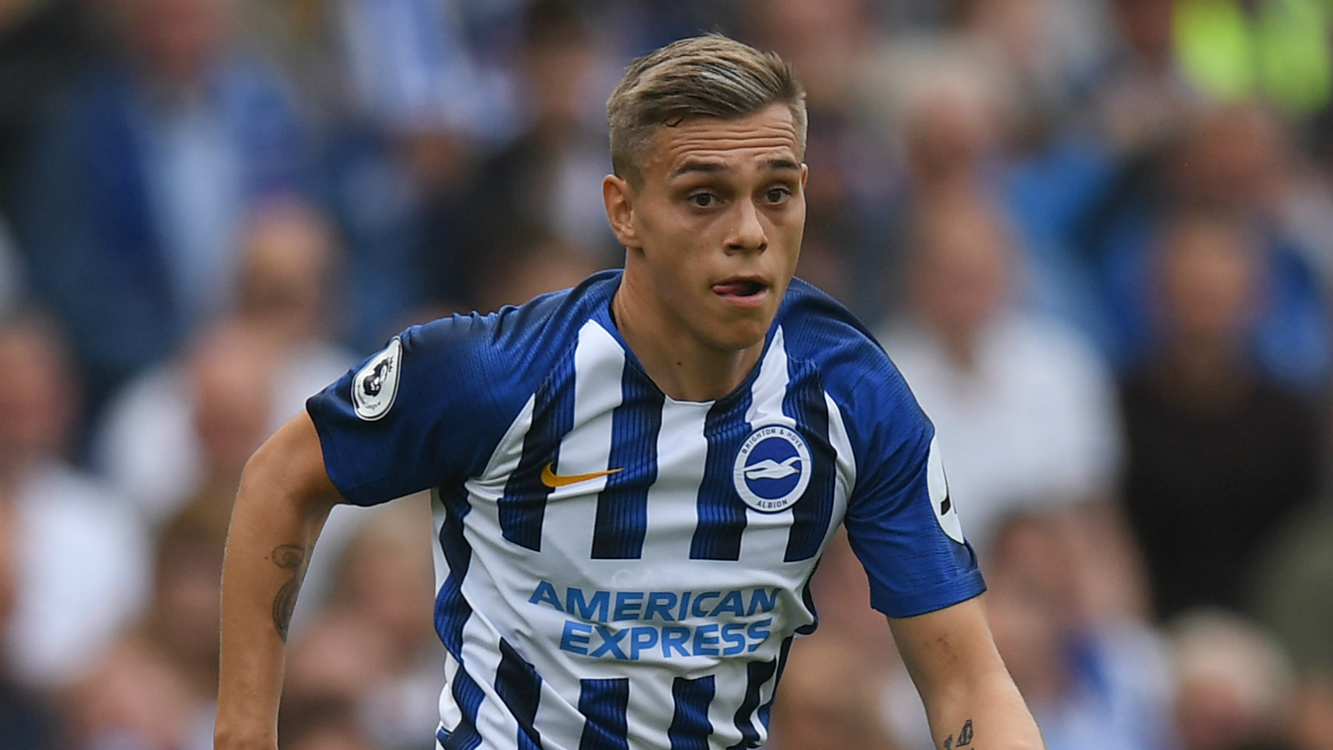 leandro trossard fifa 20