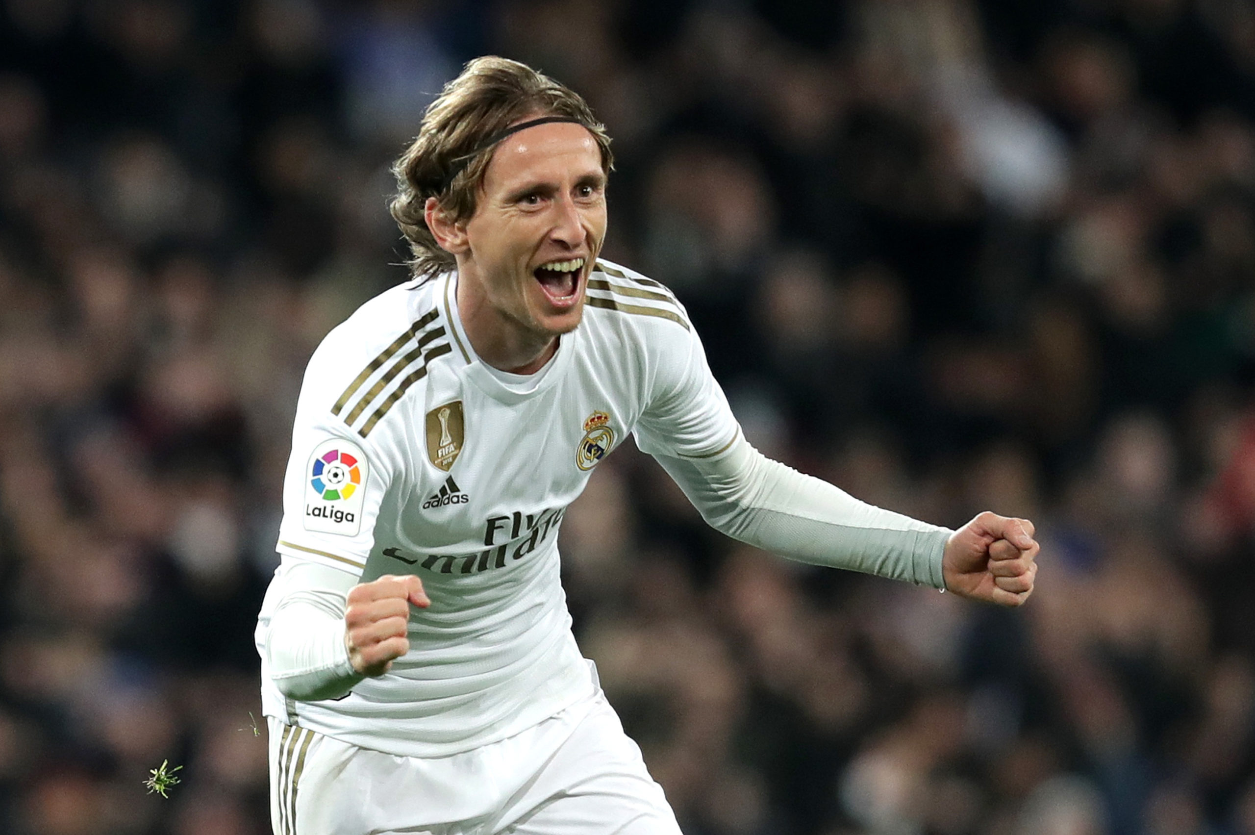 modric totw 11 fifa 20 scaled