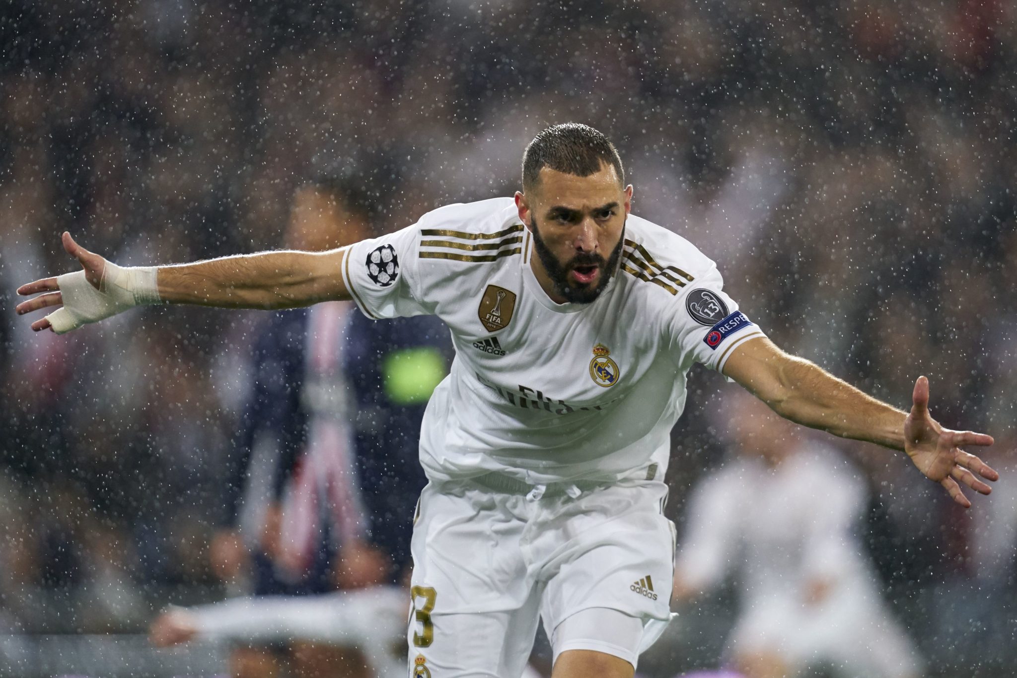 benzema totgs fifa 20