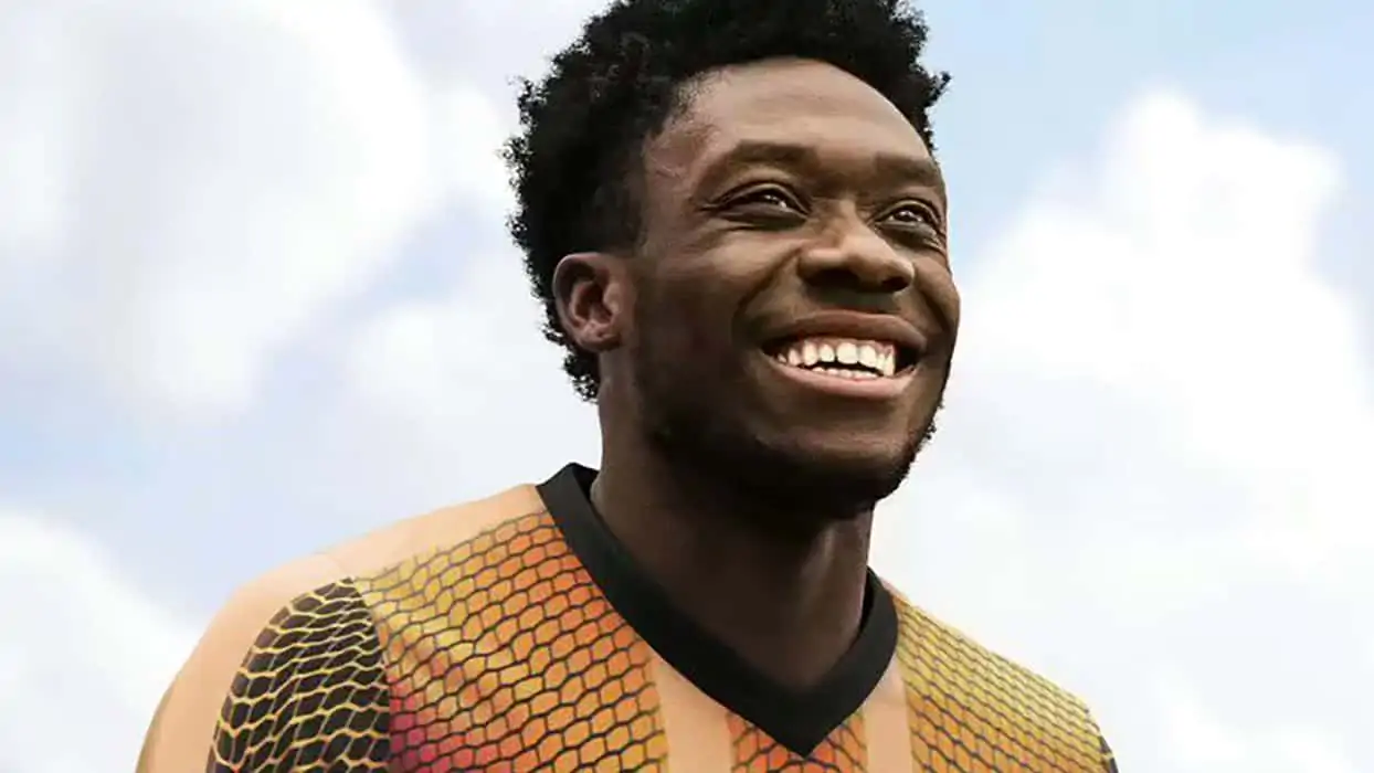 cover Alphonso Davies fifa 22