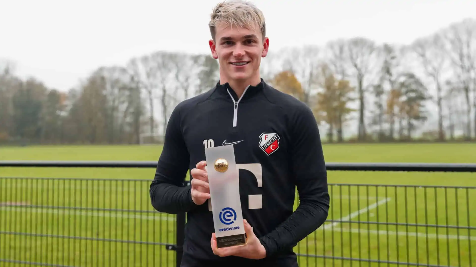 cover Taylor Booth potm november eredivisie fifa 23