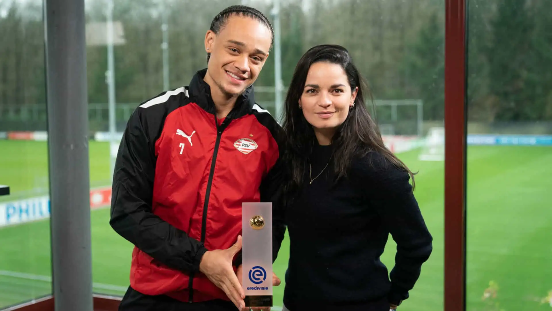 cover Xavi Simons potm march eredivisie fifa 23